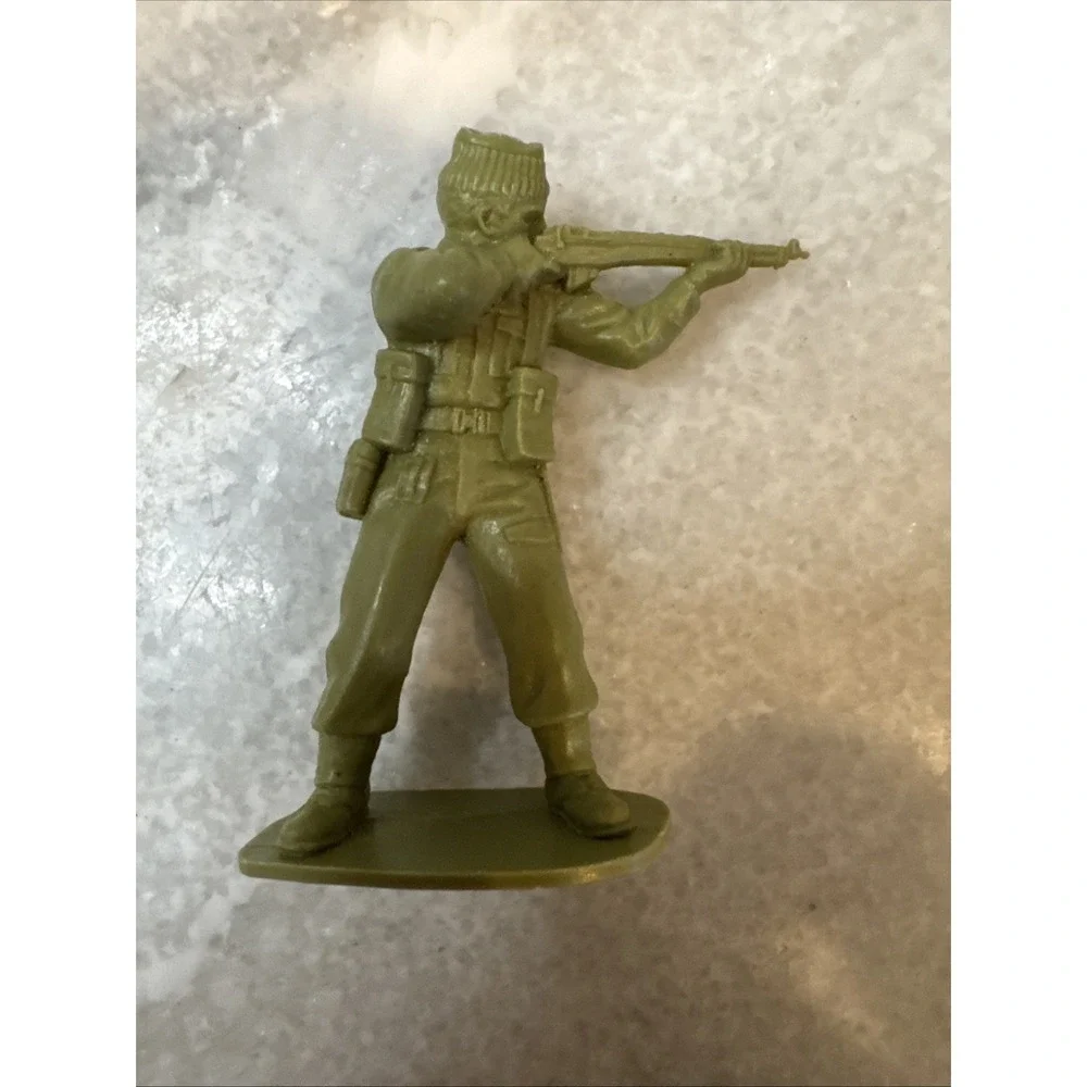 Vintage Green 54mm Toy‎ Soldiers Set Of 11